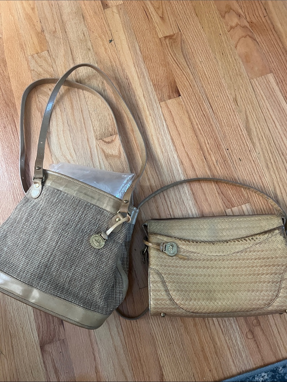 2 Brahmin Vintage Woven Shoulder Bag in Tan and Beige